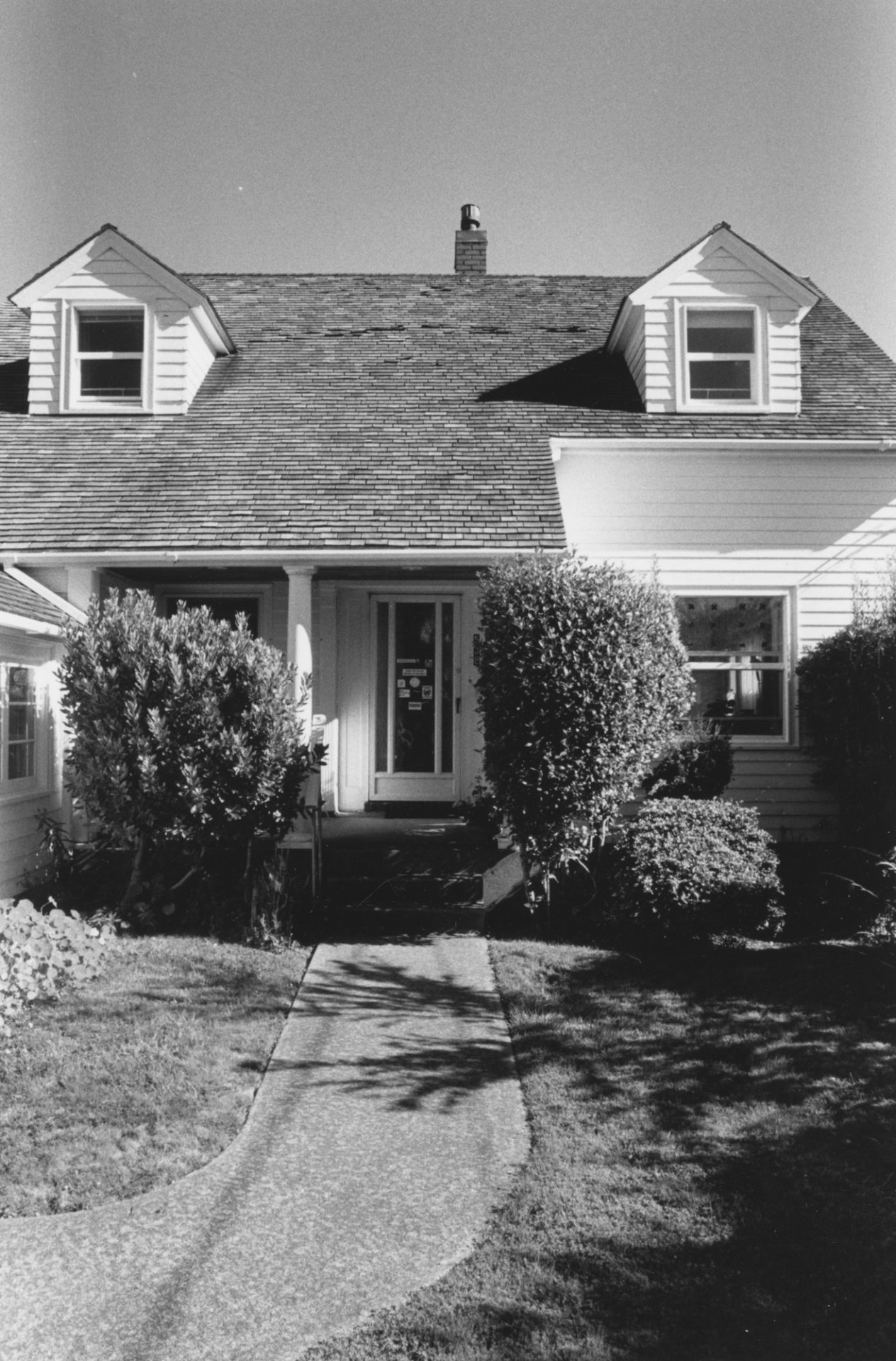 Robert Adams: Around the House & Other New Work